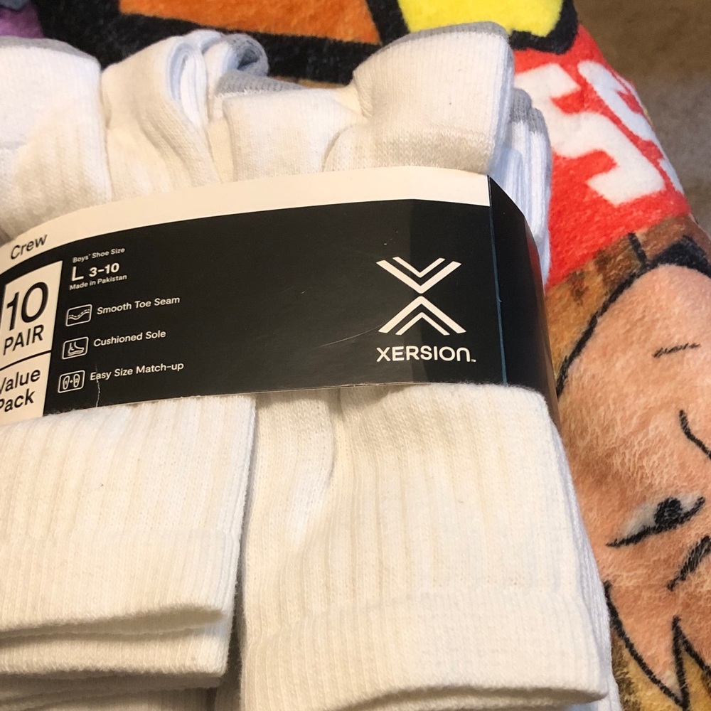 Xersion boys Crew Athletic Socks 10-Pack in White